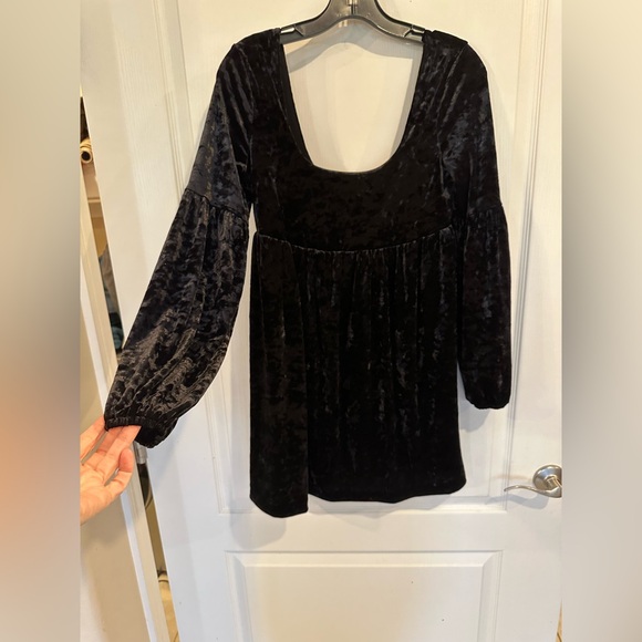 Free People Oh so Easy Black Velvet Babydoll mini Dress Long Sleeve Size Small - Picture 3 of 9